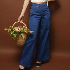 Wide Leg Wrangler Jeans